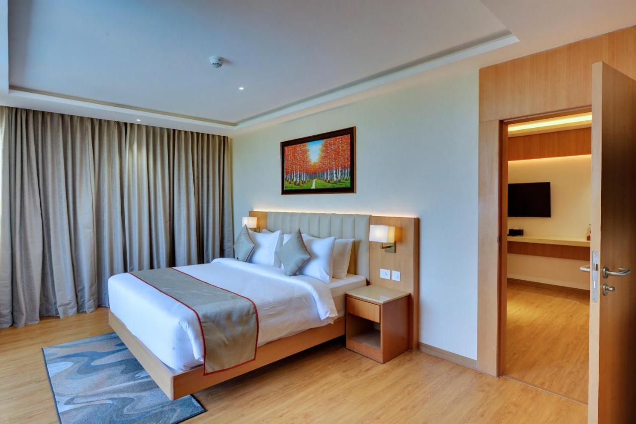 Clarion Hotel Bangalore Yesvantpur Kültér fotó