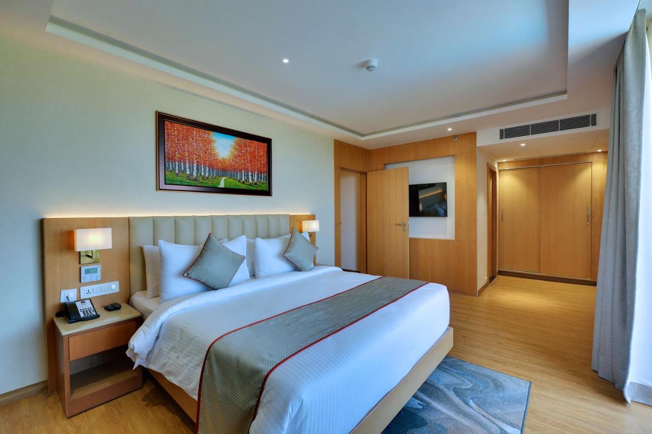 Clarion Hotel Bangalore Yesvantpur Kültér fotó