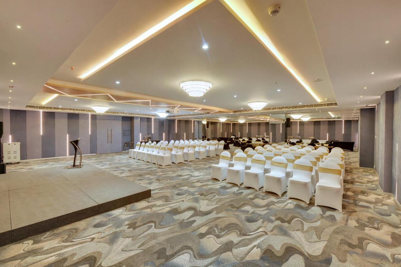 Clarion Hotel Bangalore Yesvantpur Kültér fotó