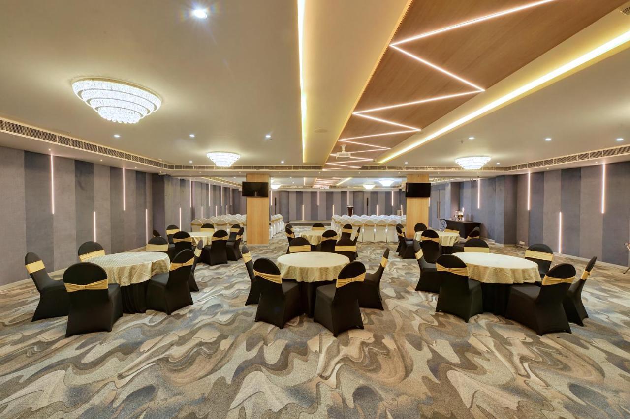 Clarion Hotel Bangalore Yesvantpur Kültér fotó