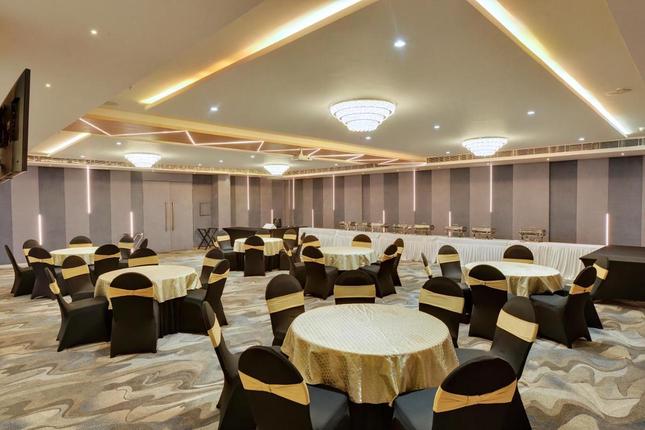 Clarion Hotel Bangalore Yesvantpur Kültér fotó