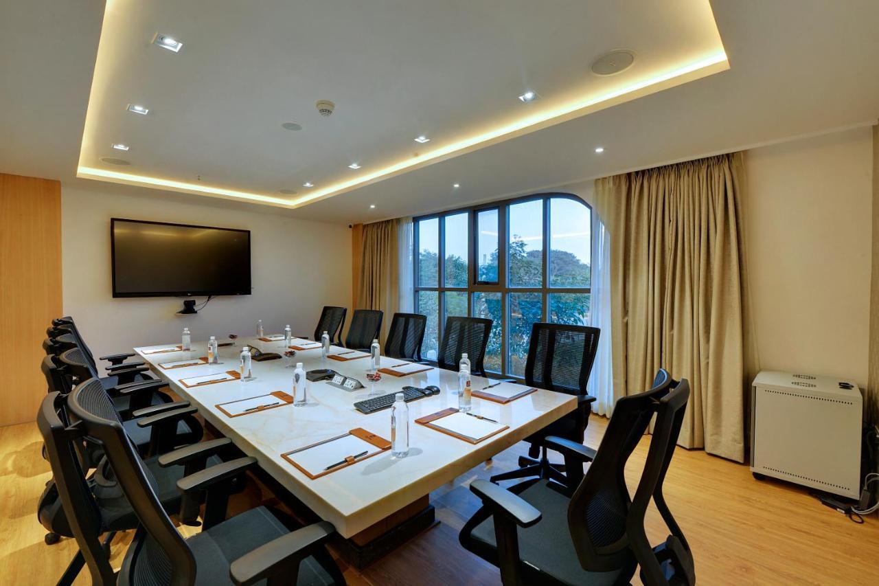 Clarion Hotel Bangalore Yesvantpur Kültér fotó