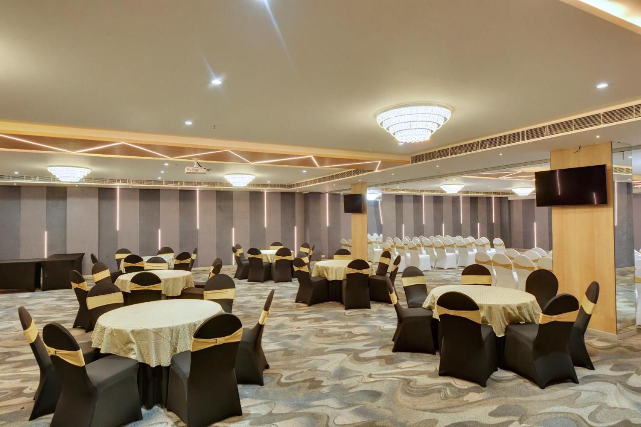 Clarion Hotel Bangalore Yesvantpur Kültér fotó